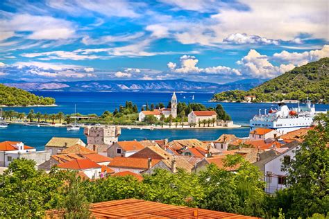 Exploring Stunning Vis, Croatia: Travel Guide to Vis Island