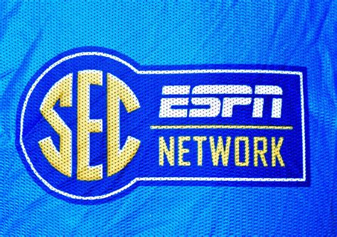 SEC Network analysts Cole Cubelic, Roman Harper rank top 5 SEC teams