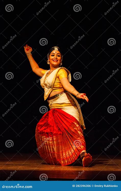 Bharatanatyam - Classical Indian Dance Editorial Photo | CartoonDealer ...