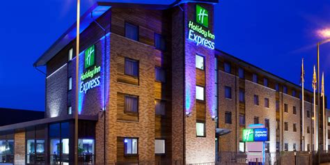 Holiday Inn Express Hemel Hempstead Map & Driving Directions