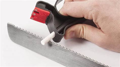 How to Sharpen a Serrated Knife – Easy Ways of Serrated Knife Sharpen ...