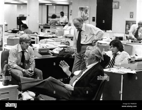 Robert Redford, Jack Warden, Jason Robards, Dustin Hoffman, "All the President's Men", 1976 ...