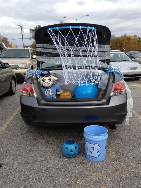 Trunk or treat--basketball goal made with a hula hoop and thick yarn. | Trunk or treat ...