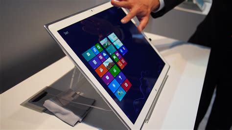 UltraHD Panasonic 20-Inch Windows 8 Tablet Hands-On