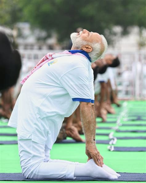 Yoga beyond religion, says Modi as he leads nation on International ...