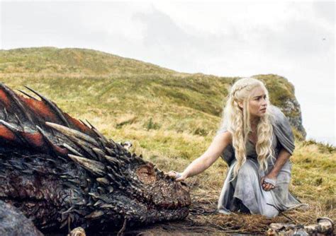 Daenerys and Drogon - Daenerys Targaryen Photo (39647627) - Fanpop