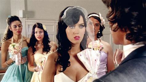 Katy Perry: Hot N Cold (2008)