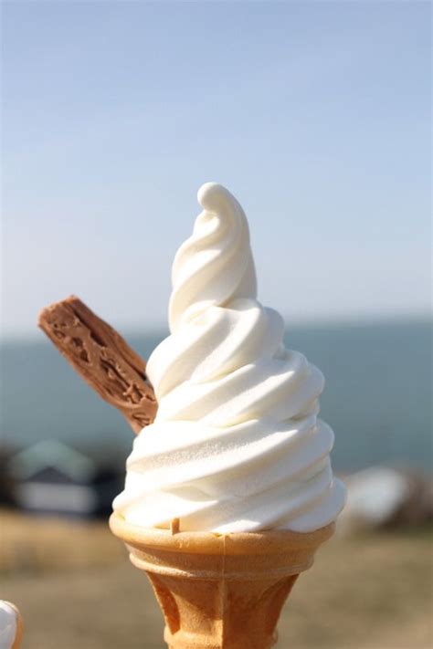 Classic British Delight: 99 Flake Ice Cream Cone