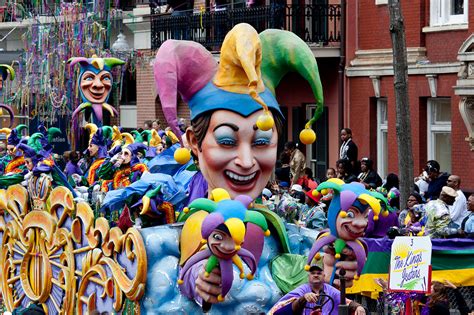 File:Mardi Gras Parade, New Orleans, Louisiana (LOC).jpg - Wikimedia Commons