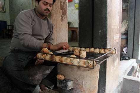 Eating Baati Chokha (Round Roti) on the Funeral Lane in Varanasi, India