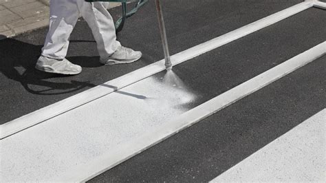 Types of Paint to Use on Asphalt