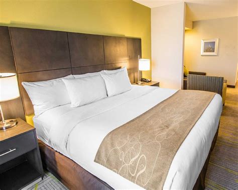 Comfort Suites Miami Airport North Miami Springs in Miami (FL) - Room Deals, Photos & Reviews