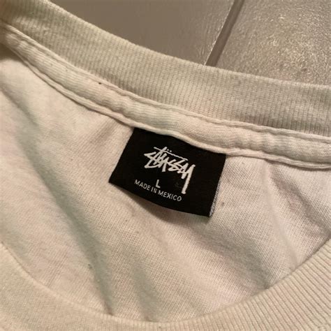 WHITE STUSSY TSHIRT SIZE MENS L EXCELLENT... - Depop