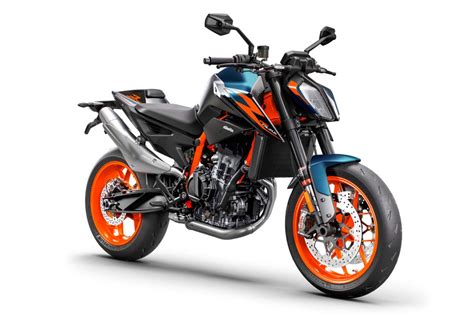 2022 KTM 890 Duke R unveiled