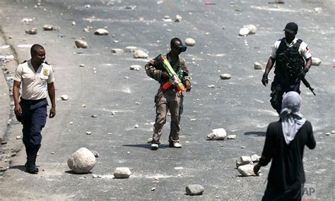 Photos show political turmoil in Haiti — AP Images Spotlight