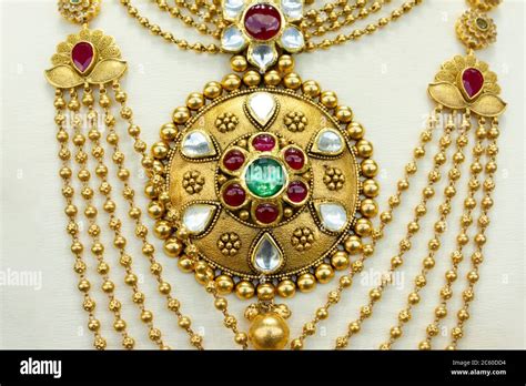 Gold necklace dubai hi-res stock photography and images - Alamy