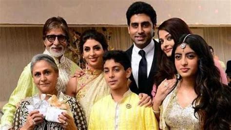 Amitabh Bachchan and family off to Russia, phones are their shared ...