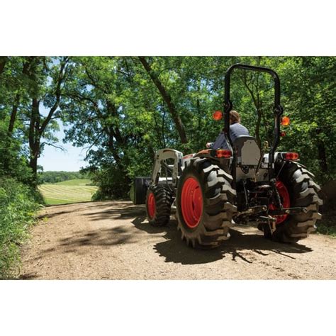 Compact Tractor Transmission Types: Hydrostatic vs. Manual - Bobcat Company