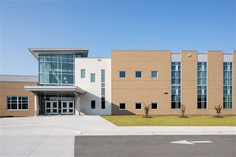 Dixon Middle School - NEW PHOTOS!! | Smith Sinnett Architecture