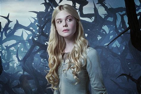 GeekMatic!: Elle Fanning is Princess Aurora in Maleficent!