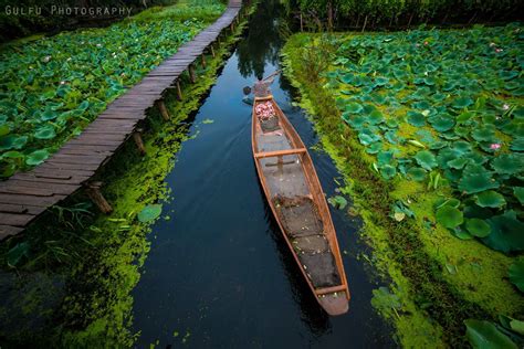 Kashmir Houseboat Tour Package – The Holidaz Travel Kashmir | +91 9205317285.