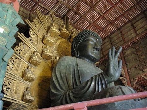 Todaiji Temple | Giant Buddha | Japan Deluxe Tours