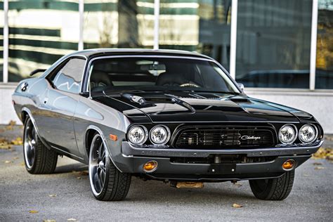 1973 DODGE CHALLENGER CUSTOM COUPE