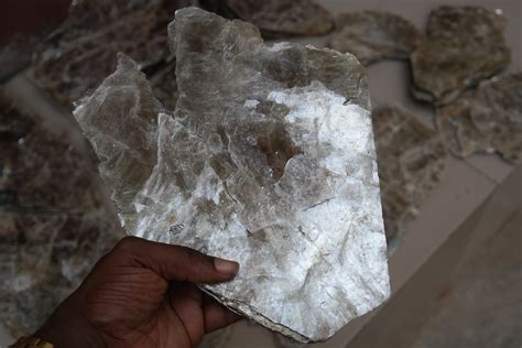 Muscovite Mica Mineral Suppliers In Nigeria: Exporters, Sellers & Buyers