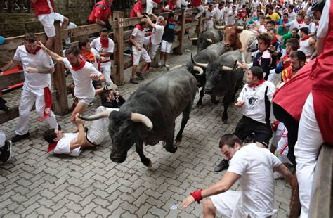 Photos Running Of The Bulls In Pamplona Spain