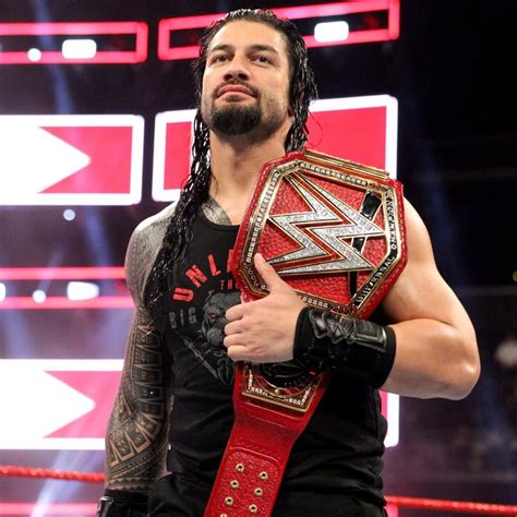 Photos: The Big Dog and The Extraordinary Man agree to Universal Title bout | Roman reigns, Wwe ...