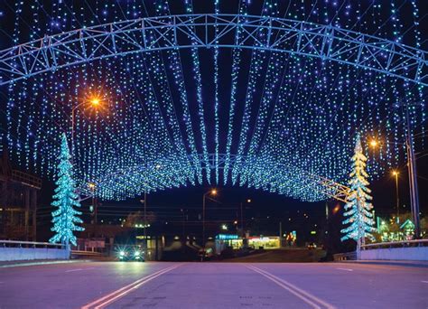 Winterfest Driving Tour of Lights - See Holiday Lights in Pigeon Forge