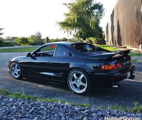 Toyota mr2 18 wheels