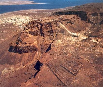 The Masada Siege - Biblical Archaeology Society