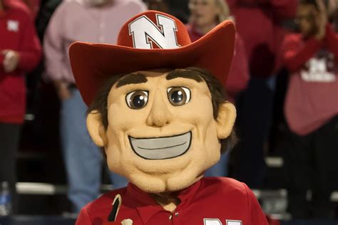 Why your mascot sucks – University of Nebraska - Bucky's 5th Quarter