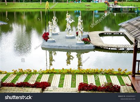 Pandawa Lima Pandavas Statue Lembah Wisata Stock Photo 2226293417 | Shutterstock