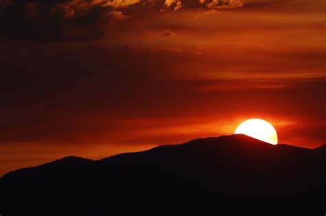 The Science Behind Why Sunset Colors Pop When Wildfire Smoke Chokes The Air