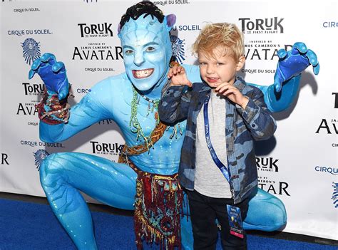 Fergie & Josh Duhamel's Son Axl Is the Cutest Avatar Fan | E! News