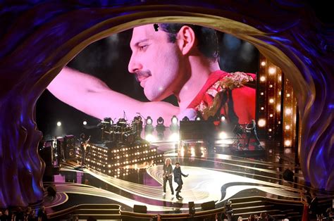 Queen kicks off 2019 Academy Awards with rousing performance: Watch ...