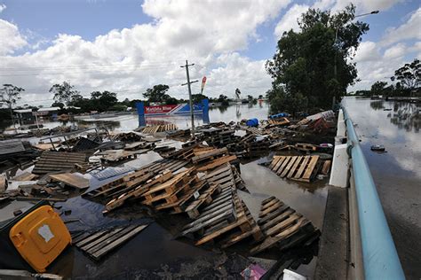 Brisbane floods: the submerged city in pictures