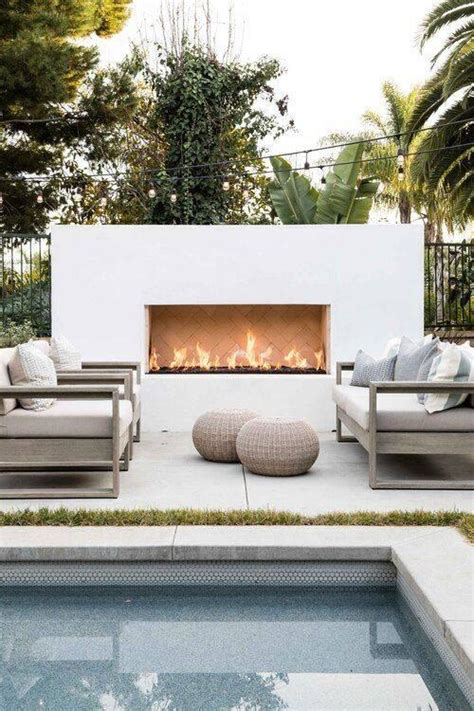 20 MODERN OUTDOOR FIREPLACES - Outdoor Fire Pits | Founterior