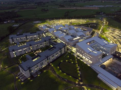 Dumfries & Galloway Royal Hospital : Health : Scotland's New Buildings ...