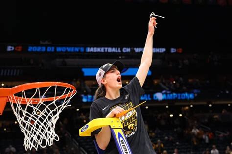 Caitlin Clark can’t enter the WNBA Draft? Why Iowa could be home for 2 ...