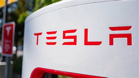 Tesla customers in Texas become unlikely power providers for local grid