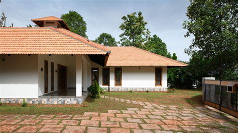 This contemporary home in Kerala speaks an ancient native language | Architectural Digest India