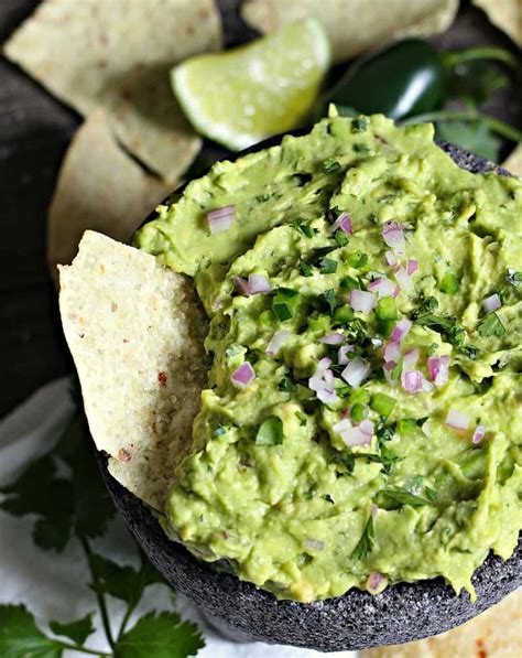 Easy Homemade Guacamole Recipe from A Gouda Life kitchen