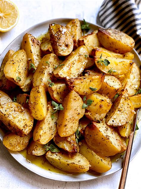 Greek Lemon Potatoes with Garlic & Oregano - The Greek Foodie