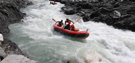 Clarence River Rafting