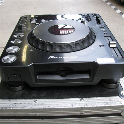 Pioneer CDJ-1000 MK3 – Buy now from 10Kused