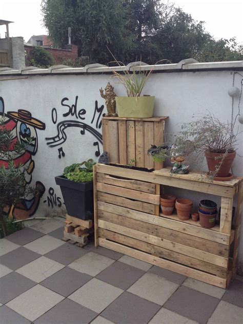 Pallet Garden Flower Rack • 1001 Pallets