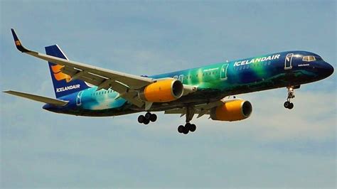 [FullHD] Icelandair "Aurora" livery Boeing 757-200(WL) landing ...